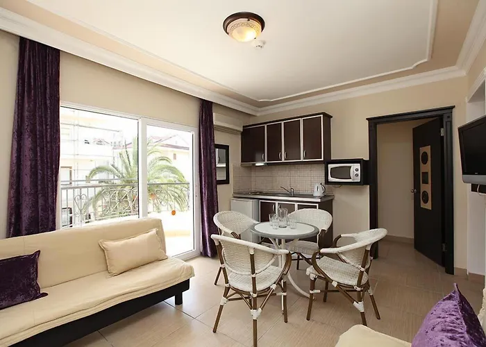Bed and breakfast Fidan 3*