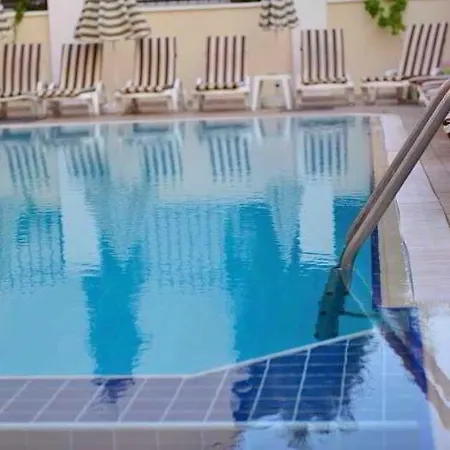 Fidan Bed & Breakfast 3*