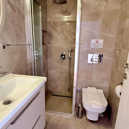 לינה וארוחת בוקר Fidan