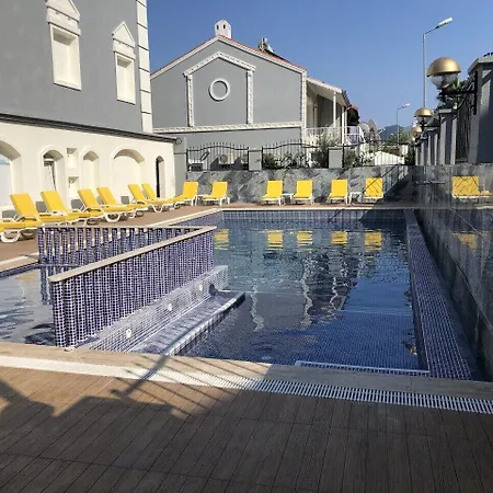 לינה וארוחת בוקר Fidan 3*